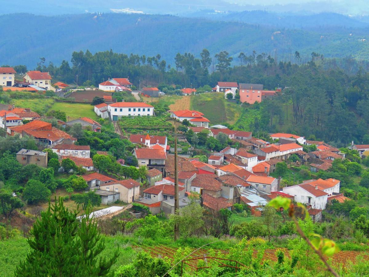 Casa Eira Do Povo 1 Pensionat Vale de Colmeias Eksteriør billede